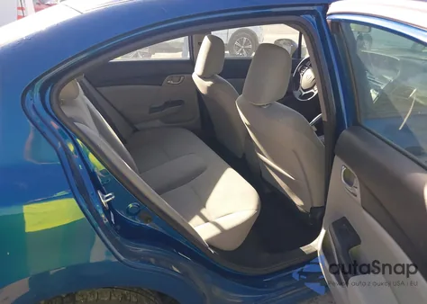 2013 Honda Civic Lx z USA, uszkodzony, nr VIN 2HGFB2F57DH547711